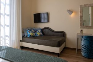 divano diluvio B&B Firenze Canto degli Aranci