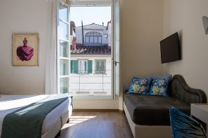 balcone camera diluvio B&B Firenze Canto degli Aranci